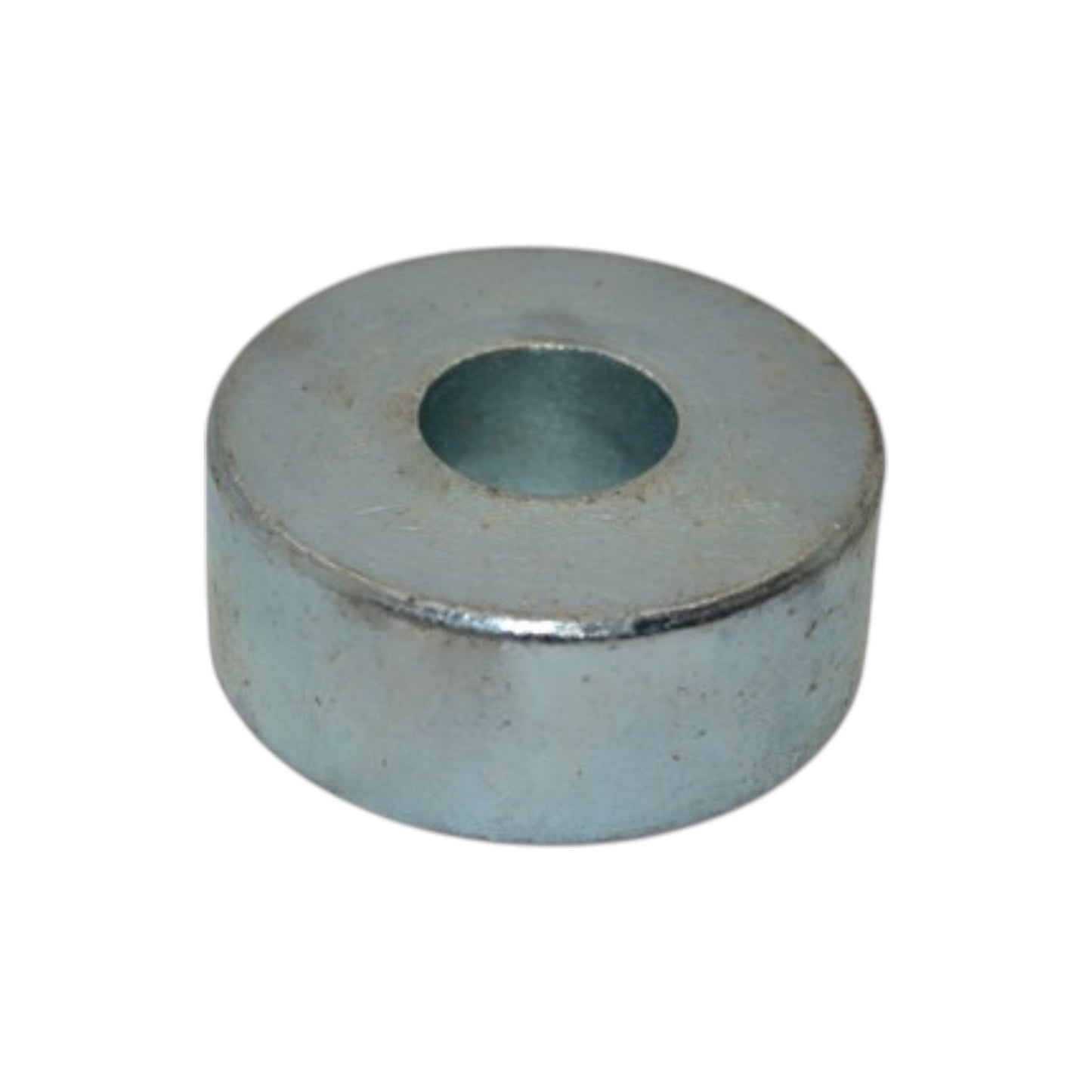 SPACER POWER STEER PUMP TO CYLINDER HEAD V8
