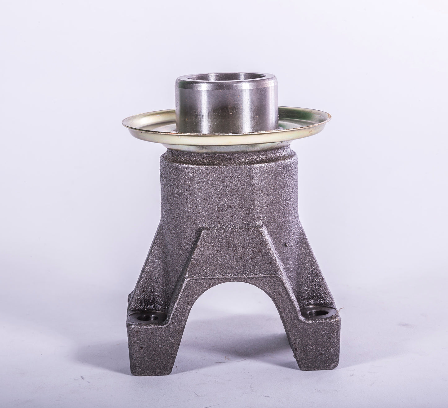 9in DIFFERENTIAL YOKE 1310 SERIES -82 x 28.5 - LONG