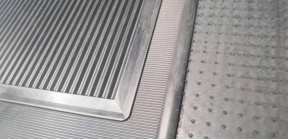 FLOOR MATS AUTOLITE RUBBER SET4 - REPRODUCTION