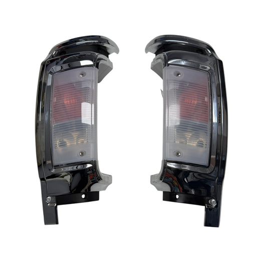 PARKLIGHT/INDICATOR ASSEMBLY XY REPRO CONCORS PAIR (WITH GLOBES & HOLDERS)