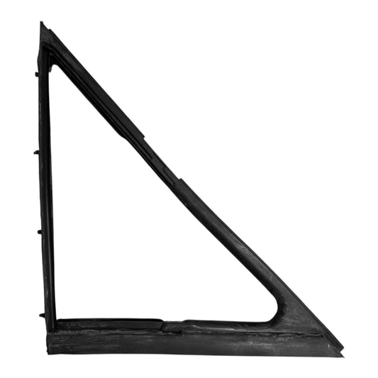SEAL QUARTER VENT FRONT XR-Y RH