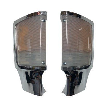 PARKLIGHT/INDICATOR ASSEMBLYS XA/ZF REPRO - NO GLOBE HOLDERS - PAIR